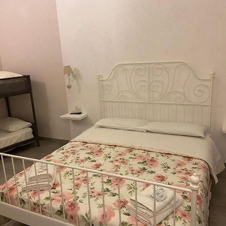 Beb La Gemma Bed & Breakfast Naples Exterior photo