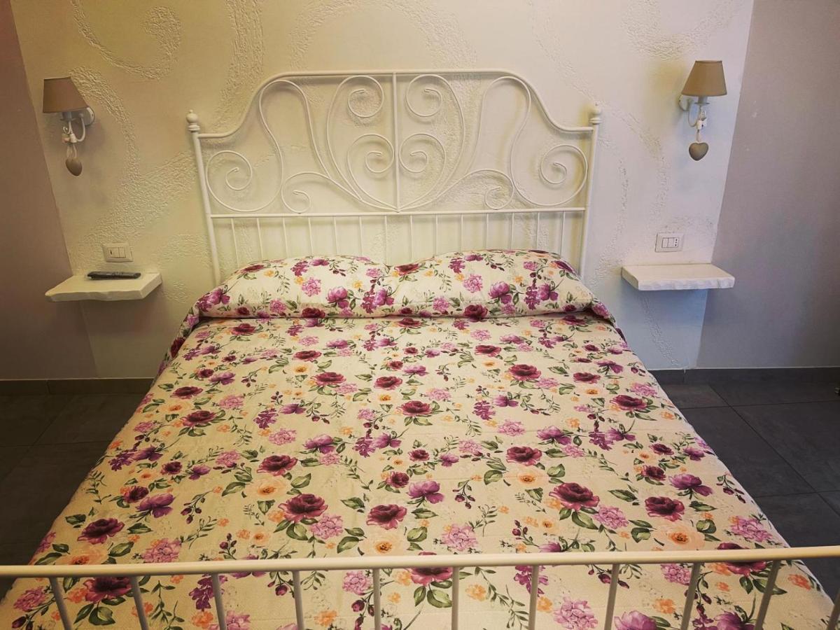 Beb La Gemma Bed & Breakfast Naples Exterior photo
